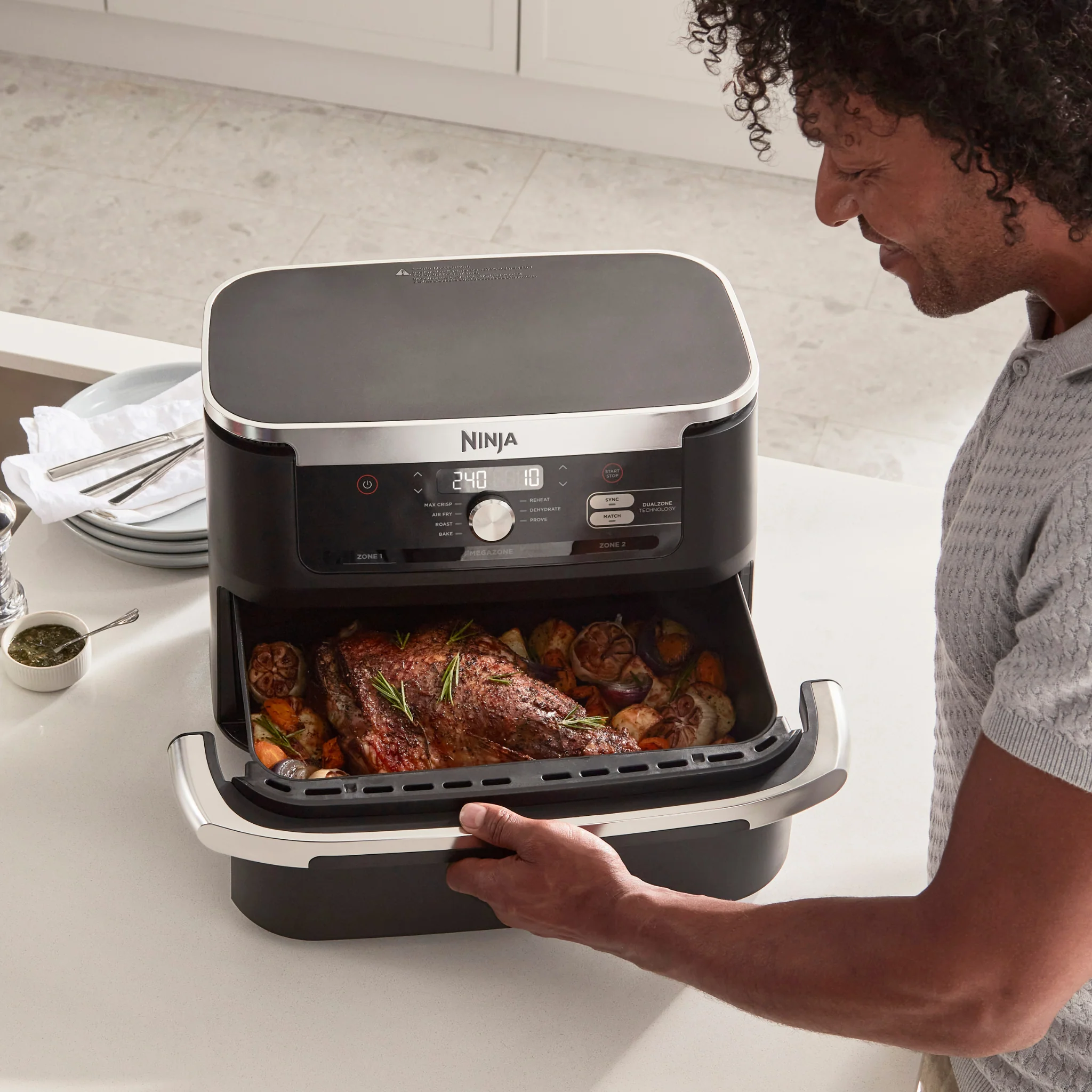 Ninja Foodi FlexDrawer Dual Air Fryer 10.4L AF500UK - Image 9