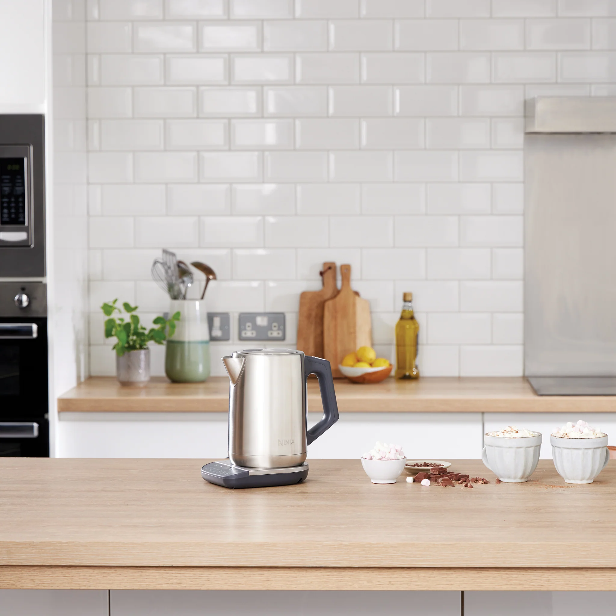 Ninja Stainless Steel Perfect Temperature Kettle, Rapid Boil – KT201UK - Image 7