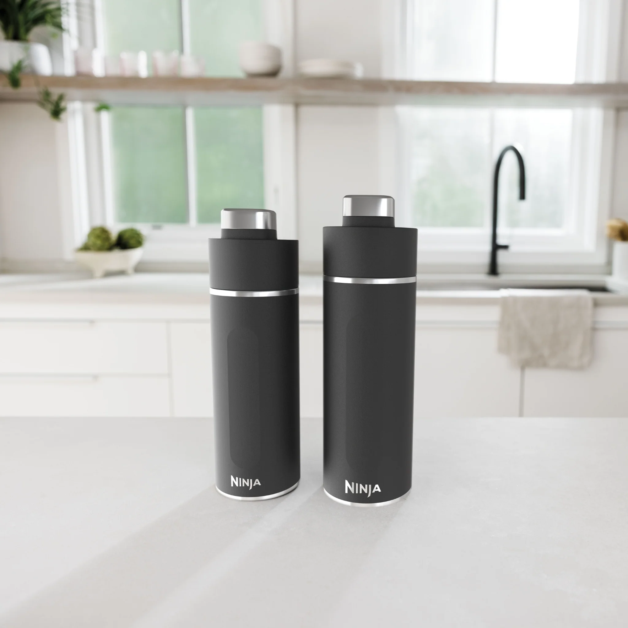 Ninja Thirsti 530 ml Travel Bottle – Black DW1801EUUKBK - Image 9