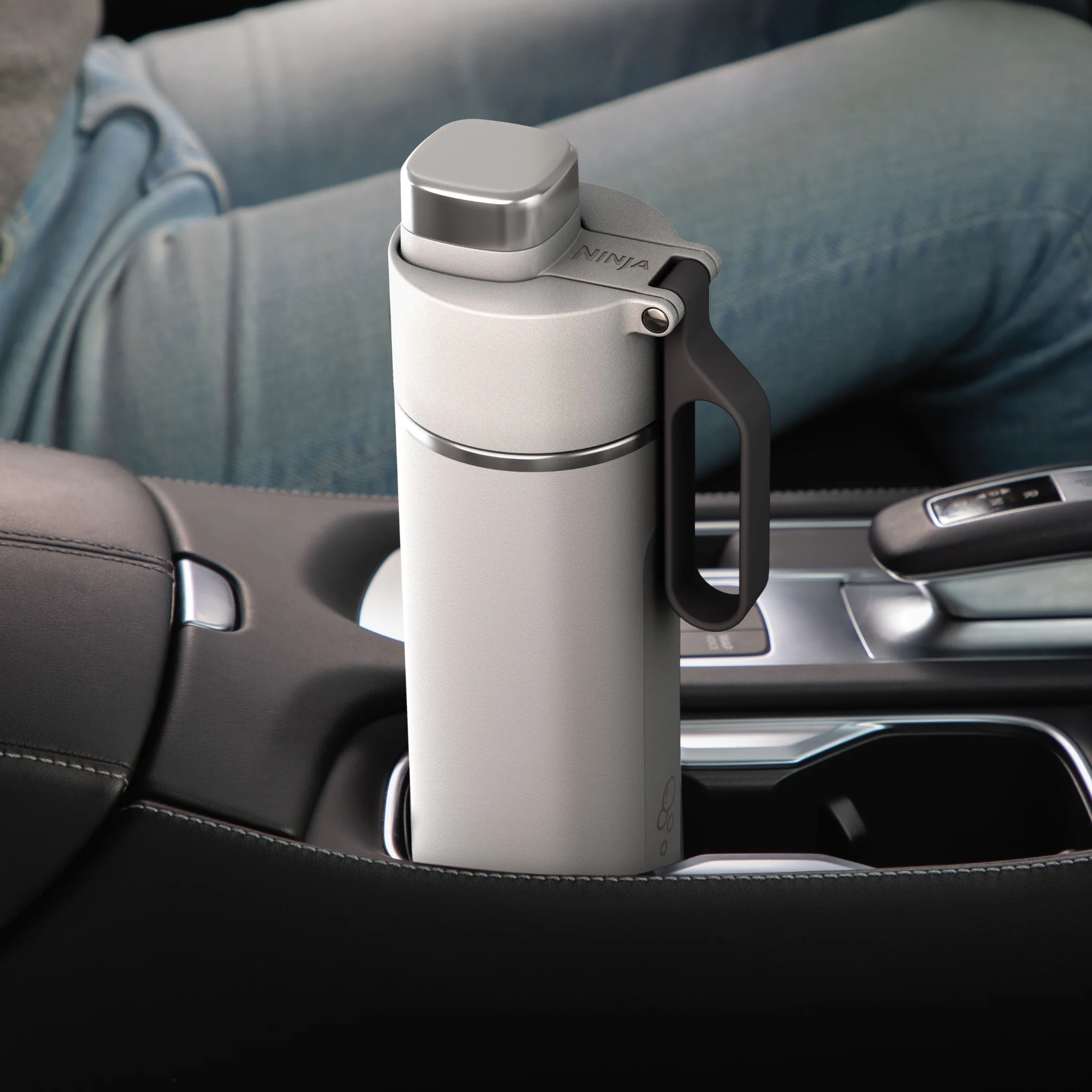 Ninja Thirsti 530 ml Travel Bottle – White DW1801EUUKWH - Image 6