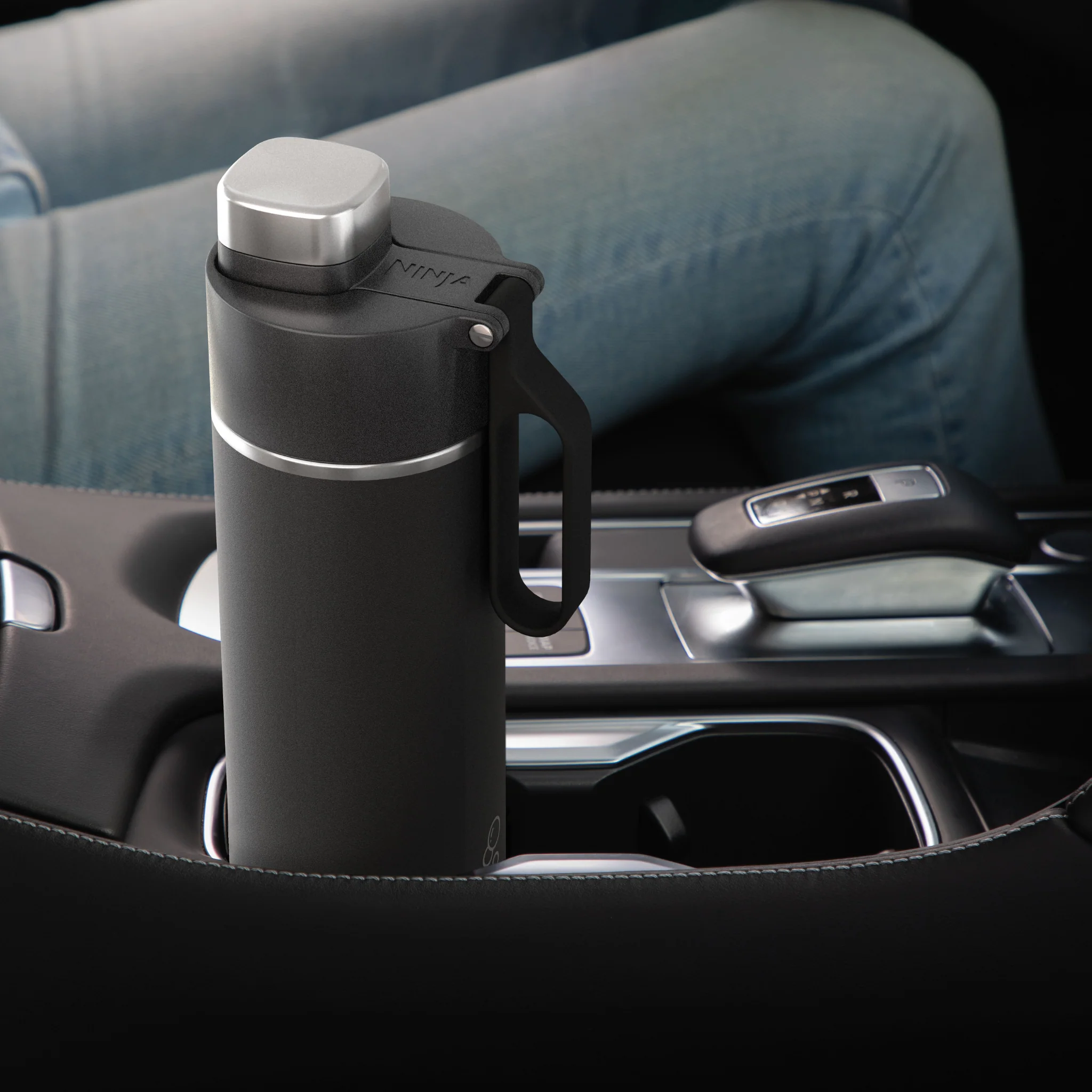 Ninja Thirsti 700 ml Travel Bottle – Black DW2401EUUKBK - Image 9
