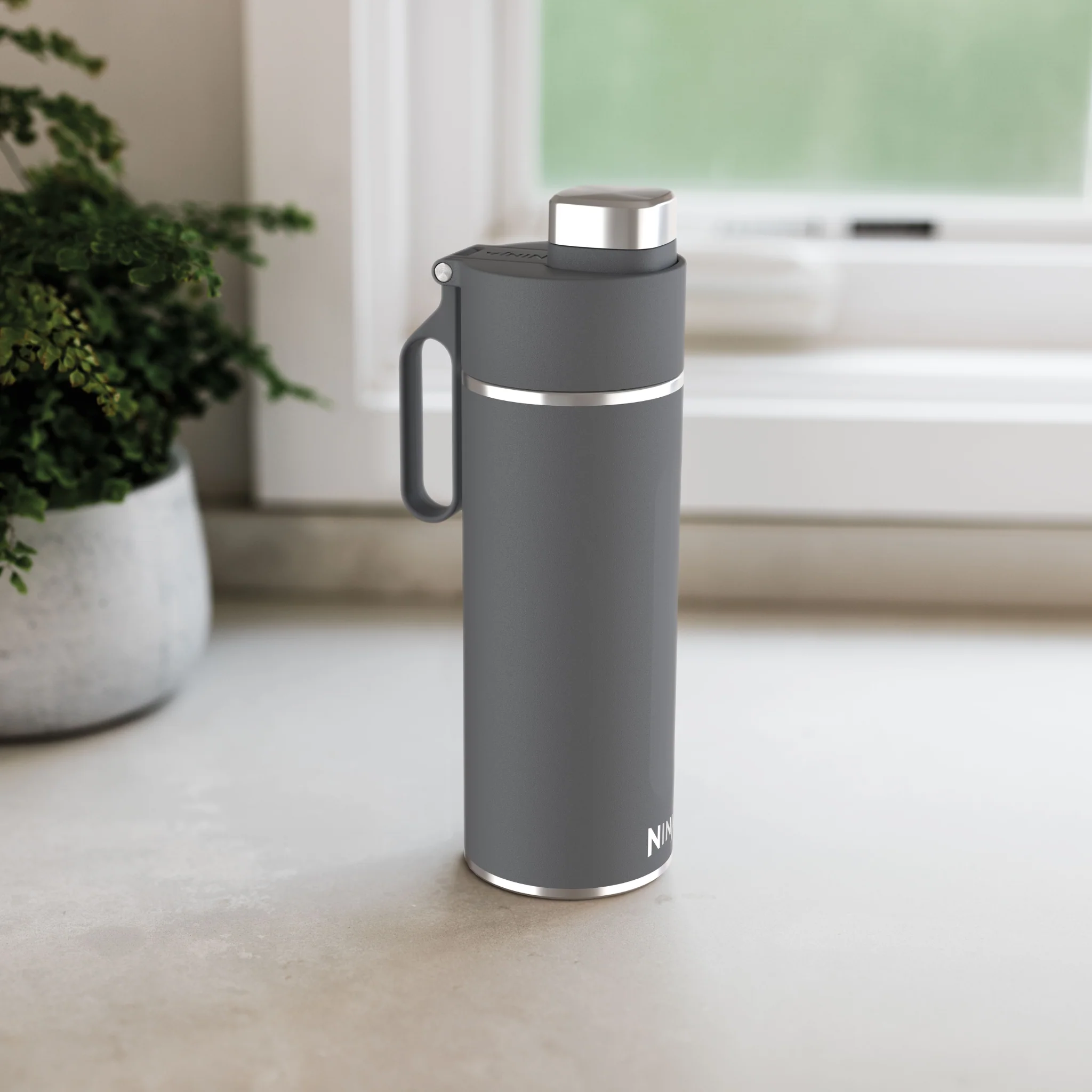 Ninja Thirsti 700 ml Travel Bottle – Grey DW2401EUUKGY - Image 4