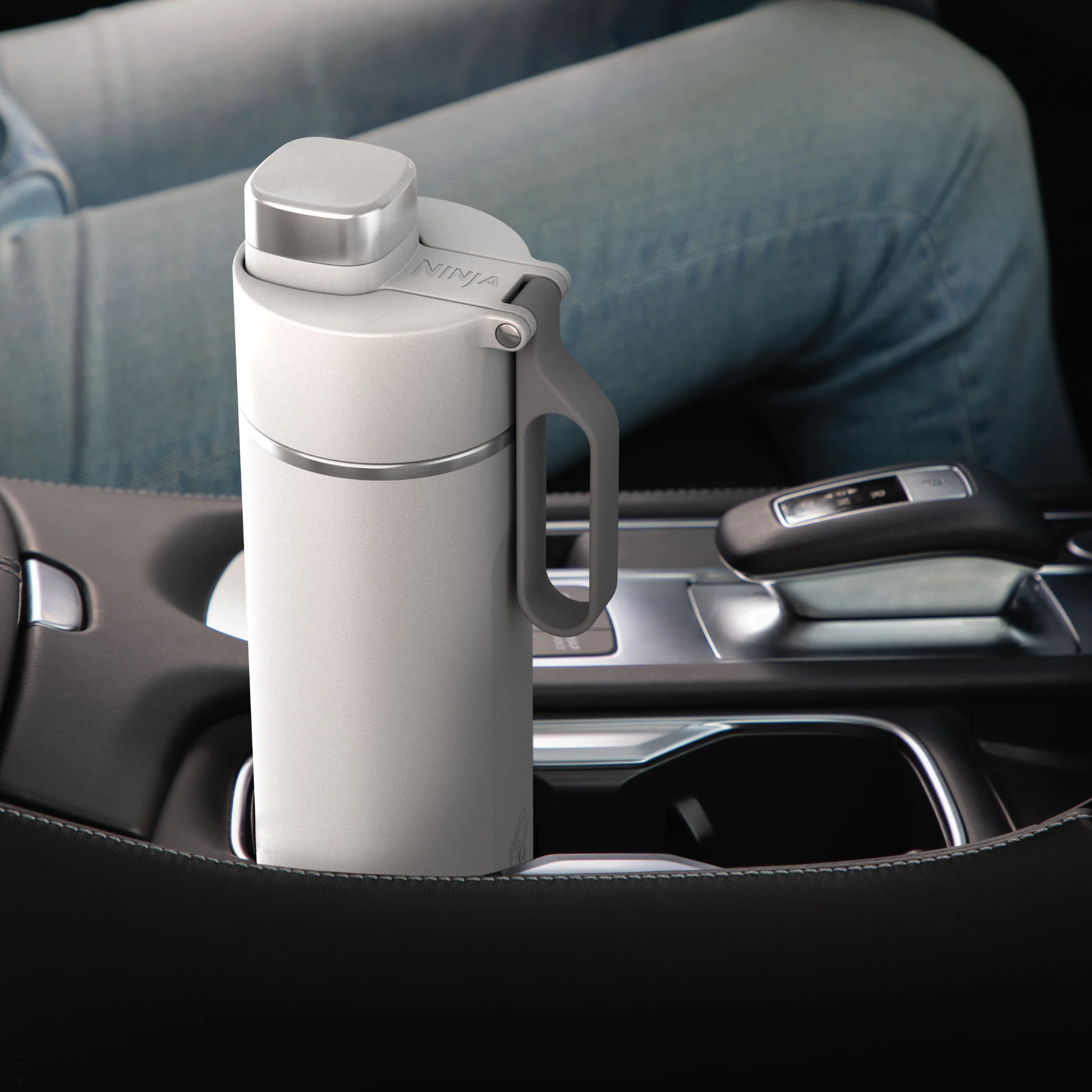 Ninja Thirsti 700 ml Travel Bottle – White DW2401EUUKWH - Image 13